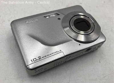 Kodak EasyShare C180 Silver 10.2 MP Point & Shoot Digital Camera With Bag - Image 1 of 4
