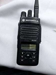 Motorola XPR 3500e Handheld Radio Partially Tested - Zdjęcie 1 z 9