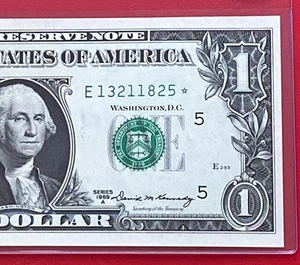 1969A STAR NOTE $1 DOLLAR BILL ( RICHMOND E ) UNCIRCULATED - Picture 1 of 3