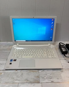 Toshiba Satellite L50 (15,6" HD/Intel i5-4200u/8GB/AMD R7 M260 2GB/SSD 240GB) - Foto 1 di 20