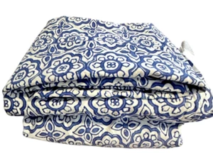 Pottery Barn PB Teen 3 Piece Sheet Set in White with Blue Medallions Twin set - Picture 1 of 6