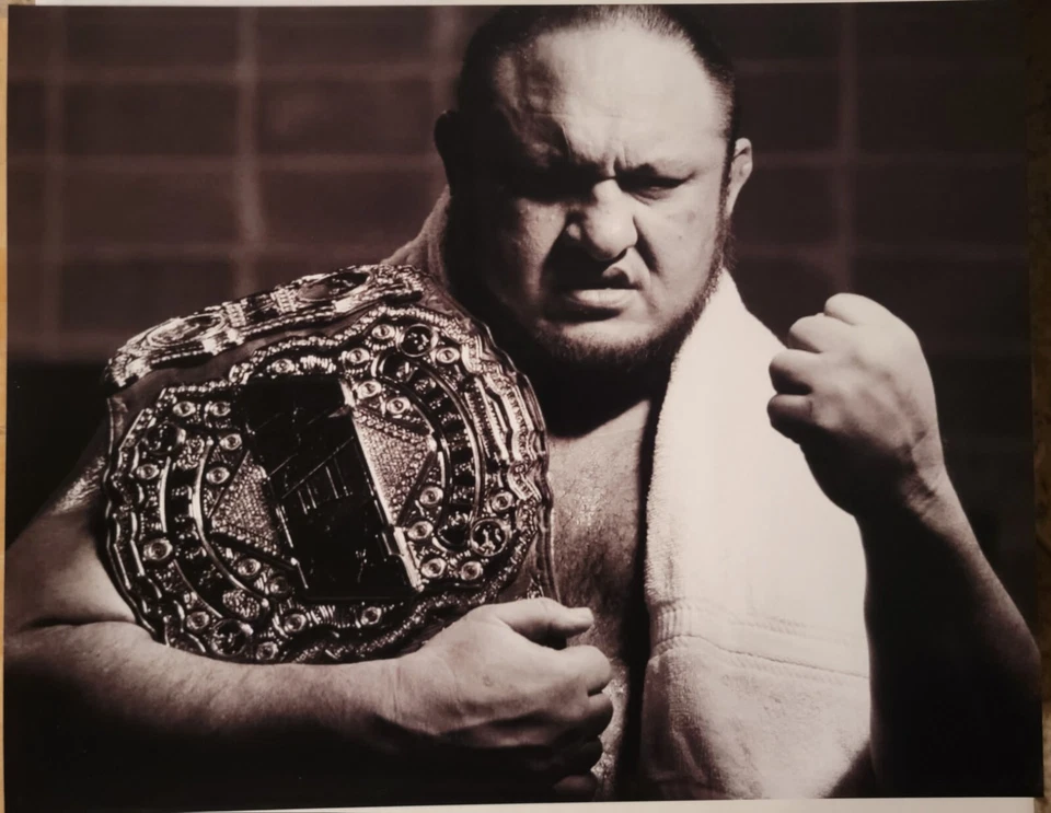 Fotografía Samoa Joe AEW Champion Blanco y Negro WWE 11x14 TNA ROH Foto 1 de 2