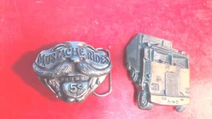 De colección - Bigote Rides 5 centavos - Hebilla de cinturón - Gran americano 1982 y hebilla SEMI - Imagen 1 de 6