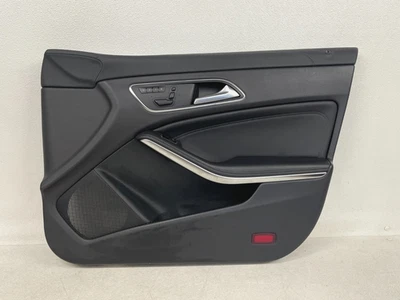 ⭐2014-2019 MERCEDES CLA45 AMG PANEL DE PUERTA INTERIOR PASO DERECHO DELANTERO OEM LOTE2645 Foto 1 de 4