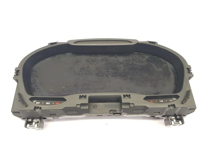 MK3 2012-2017 8V AUDI RS3 VELOCÍMETRO 2.5 TFSI gasolina semiautomático 8V0920790A Foto 1 de 4