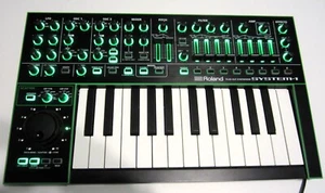 Roland System 1 - Plug-out Synthesizer. - Picture 1 of 10