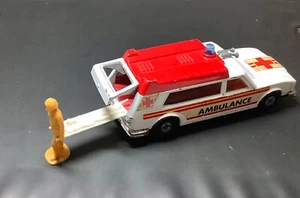 CORGI Speed Kings Krankenwagen K 49 mit Patienten-/Bahrenträger. Unbeschädigt - Bild 1 von 8