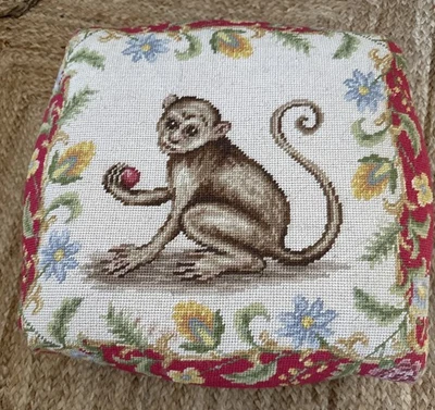 Taburete tallado francés punta de aguja Palm Beach Hollywood Regency Luis XVI Foto 1 de 4