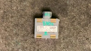 VW PASSAT FRONT BLIND SPORT RADAR SENSOR 561907561B - Picture 1 of 3