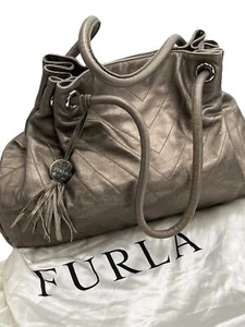 Bolso de mano vintage Furla Mini Carmen de cuero metálico con cordón - Imagen 1 de 9