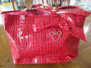 Disney Totebag - rotes Vinyl - Bild 1 von 4
