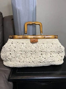 Neu mit Etikett Patricia Nash cremefarben gehäkelt Holzrahmen-Schultertasche - Bild 1 von 9