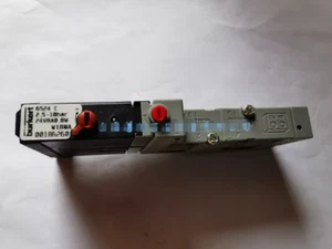 1pcs NEW Burkert solenoid valve 6524 C 2.5 00186260 24V - Picture 1 of 1