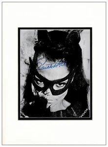 Eartha Kitt Autograph Signed Photo - Catwoman - Picture 1 of 3