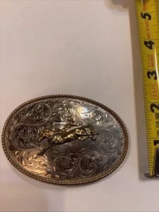 Vintage Montana Silversmith Gürtelschnalle Western Floral Bucking Bronc NEU - Bild 1 von 4