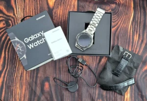 Samsung Galaxy Watch 46 mm Silver - Zdjęcie 1 z 4
