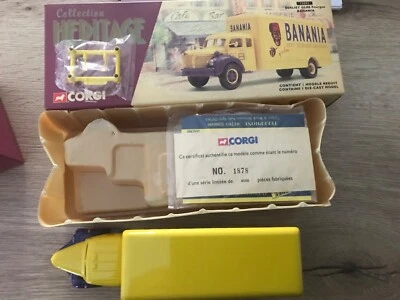 Corgi héritage Berliet GLR8 fourgon BANANIA - parfait état - 1/50 - Photo 1/4