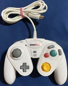  Nintendo GameCube Controller white GameStop DRIFT FOR PARTS ONLY (READ DESC) - Picture 1 of 3