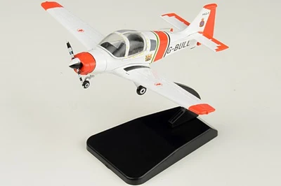 Auxiliar AV72-25006 Aviation 72 Bulldog modelo 1/72 HKG-5 / G-BULL Hong Kong - Imagem 1 de 2