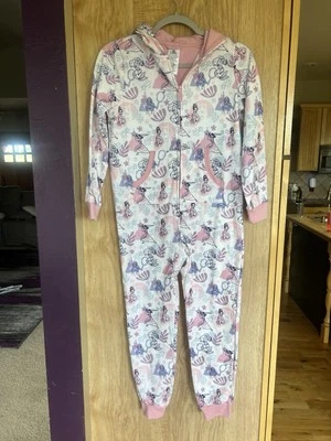 Princesa de los Parques Disney para dormir de una pieza para niñas talla 9/10 con capucha sudaderas Foto 1 de 3