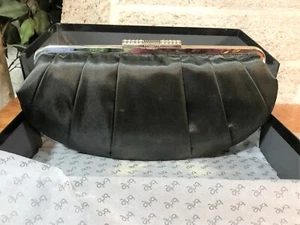 NWOT GHD HEAT RESISTANT TRAVEL BAG CASE POUCH FOR HAIR STRAIGHTNER CURLING IRON - Picture 1 of 12