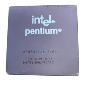 VINTAGE Intel Pentium Processore 166MHz Socket 7 PIN ORO 24K Ceramica Originale - Foto 1 di 2
