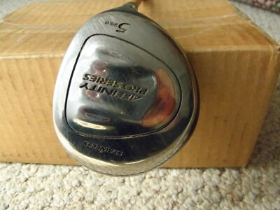 Men right handed intermediate graphite. Affinity Pro Series.20 degree 5 wood - Image 1 of 4