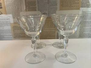 Windswept Etched Champagne Glasses Set Of 4, Unmarked Possibly Libbey - Picture 1 of 9
