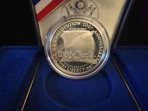 1987 Constitution Commemorative Proof Silver Dollar | OGP Box Cover