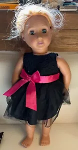 MUÑECA BATTAT: OG Nuestra Generación Muñeca VESTIDO NEGRO LAZO ROSA - Imagen 1 de 4