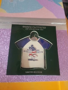 Pin jumbo edición limitada de Disney Clothiers - Imagen 1 de 6