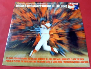 "BROOKS ROBINSON: THEORY OF FIELDING" 1972, Professionals Factory Sealed NM LP - Imagen 1 de 5
