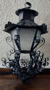 Ancienne lanterne à bougie suspendue gothique renaissance espagnole. Fabriqué au Mexique. - Photo 1/12
