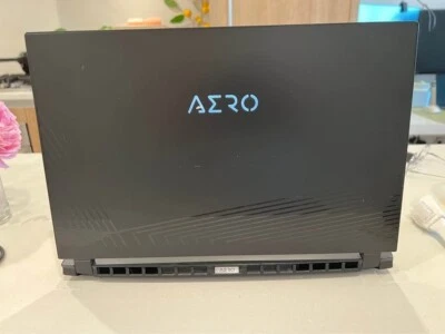 USED - Good Condition Gigabyte AERO 15 KC 15.6"UHD 4K i7-10870H 16GB 512GB - Image 1 of 4