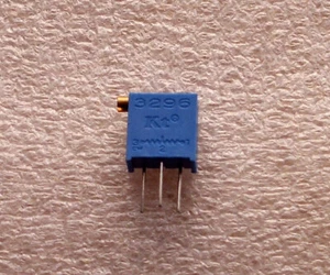 20x Präzisionspotentiometer RKT-3296Z-202R von Kingtronics (2kΩ - stehend) - Bild 1 von 5