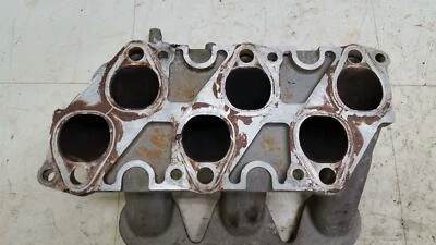 Cadillac CTS 2003 colector de admisión de aire inferior Plenum 3,2 L ID 90411882 Foto 1 de 4