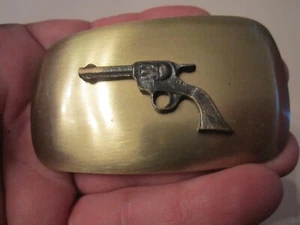 VINTAGE PISTOL DESIGN BELT BUCKLE - GW7 - Picture 1 of 3