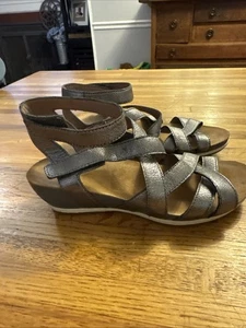 Dansko Sandals Womens 36 Veruca Gladiator Gray Leather Wedge Heels Silver EUC - Picture 1 of 13