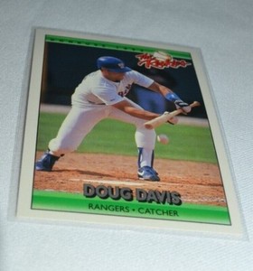 1992 DORUSS THE ROOKIES -  DOUG DAVIS TEXAS RANGERS CATCHER CARD 31