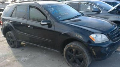 Alternador Mercedes Benz serie ML 2006 06 07 164 tipo Ml500 Foto 1 de 4