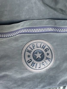 Large Heavy Duty Tough Kipling Two Wheeled Bag With Handle - Picture 1 of 16