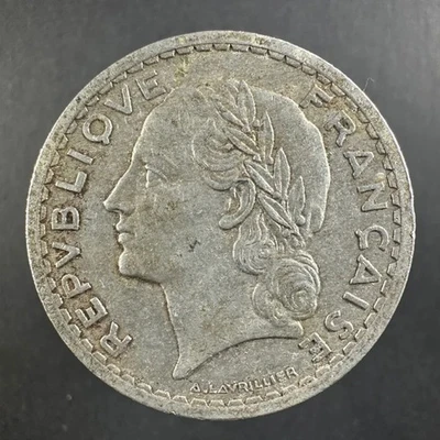 Francia 1945 5 Francos Lavrillier Detalle Bien Usado Foto 1 de 4