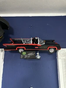 Wall Mount Display for Lego Batman 1966 Batmobile - Picture 1 of 7