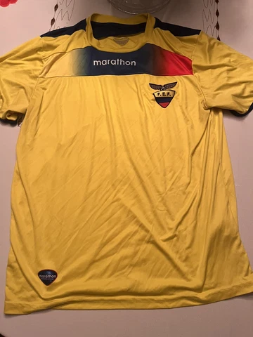 Marthon Shirt Mens M Yellow Ecuador FEF Jersey 2011 Soccer Futbol Short Sleeve Cover