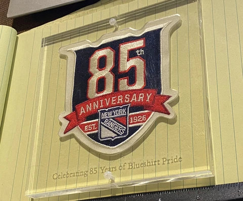 NEW YORK RANGERS NHL HOCKEY 85TH ANNIVERSARY OFFICIAL PATCH ENCASED PLAQUE LOOK Cover