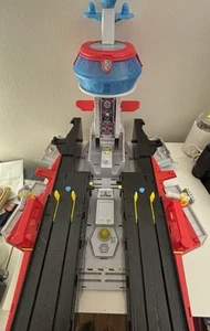 PAW Patrol The Mighty Movie Aircraft Carrier HQ - Picture 1 of 8