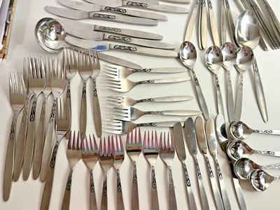 Lote 60 TULIP TIME Acero Inoxidable Holanda Cubiertos Mixtos y Piezas para Servir Reemplazos Foto 1 de 4