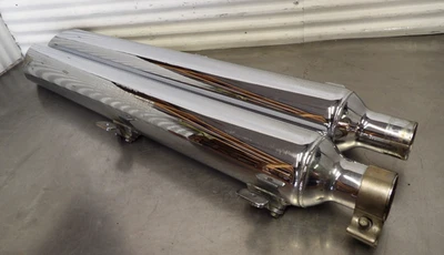 Harley- Davidson Electra Glide exhaust muffler set  64905-99 64906-99 - Image 1 of 4