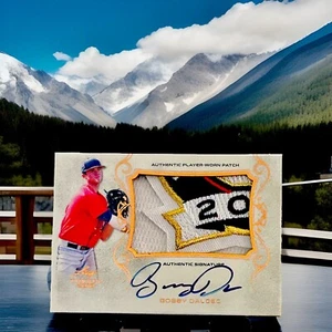 2018 Leaf Trinity BOBBY DALBEC Player worn Bronze Prismatic Auto RC Red Sox - Picture 1 of 2