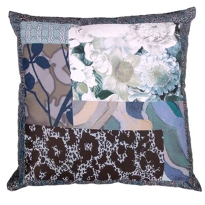 Fodera Cuscino divano ROBERTO CAVALLI Raso FARAQA acqua 40x40 cm - Foto 1 di 1